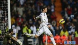 c罗最新爆料足球,揭秘足球场上的不为人知故事